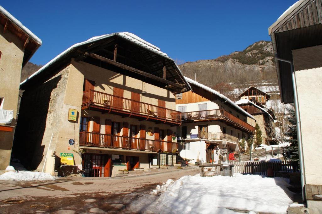 Le Relais Des Vaudois Ξενοδοχείο Freissinieres Εξωτερικό φωτογραφία